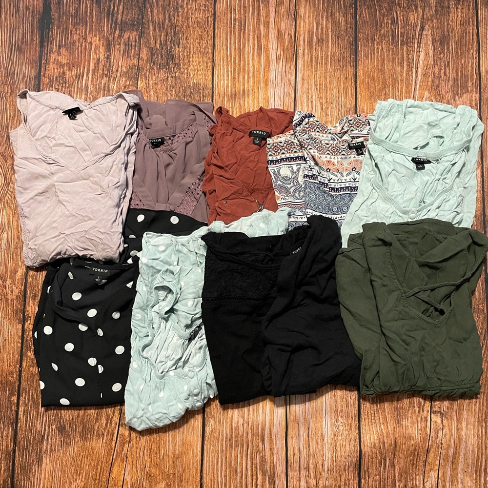 Womens Plus Size Torrid 1x Blouse Lot